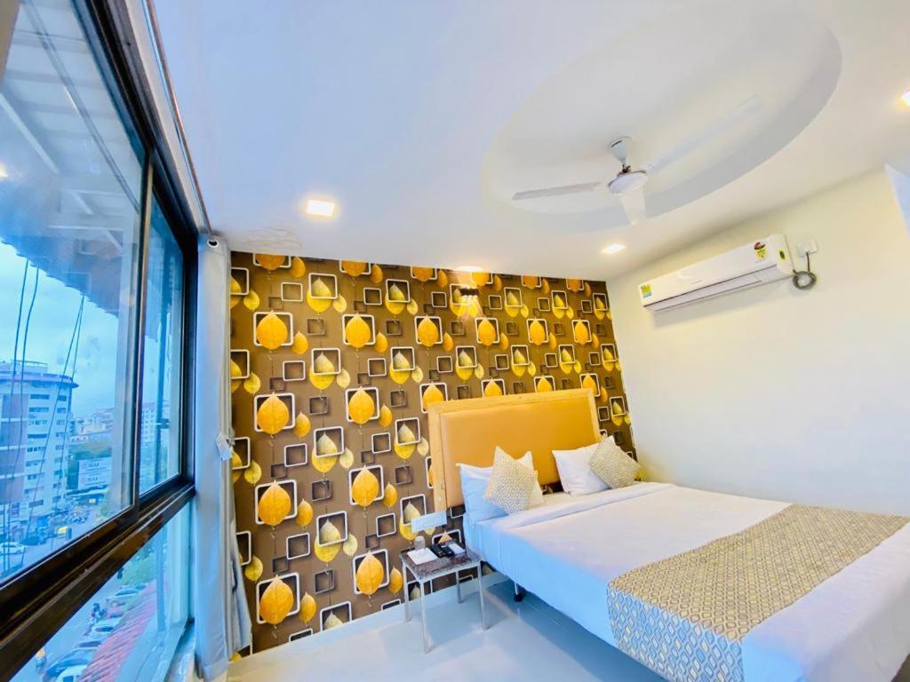 Hotel Alexa By Abc Ahmedabad Buitenkant foto