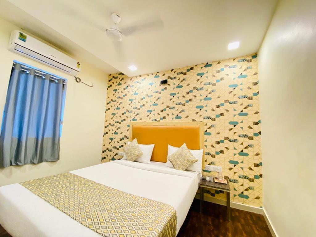 Hotel Alexa By Abc Ahmedabad Buitenkant foto